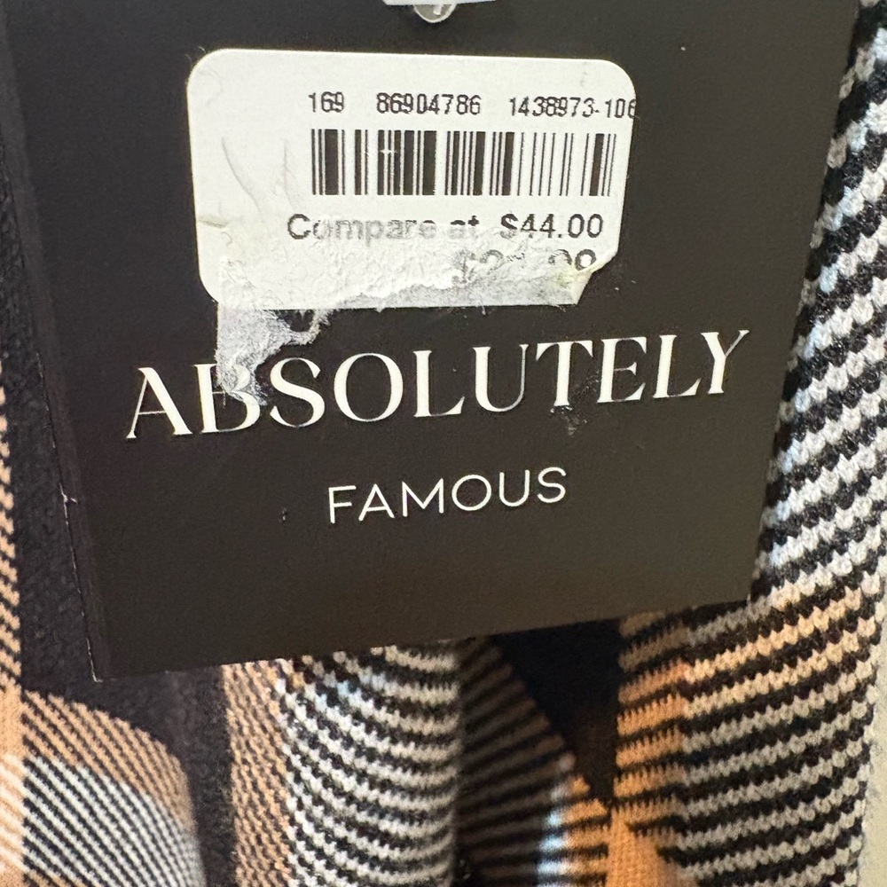 Absolutely Famous NWT Plaid Knit long Jacket/2 front pockets Size 1X - Picture 3 of 12